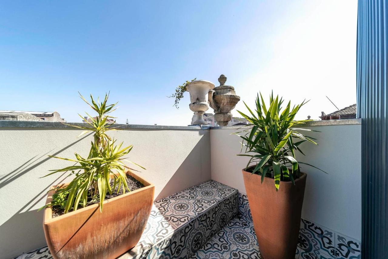 Palacio Fenizia - Bonfim 191 By Lovelystay Porto Exterior photo