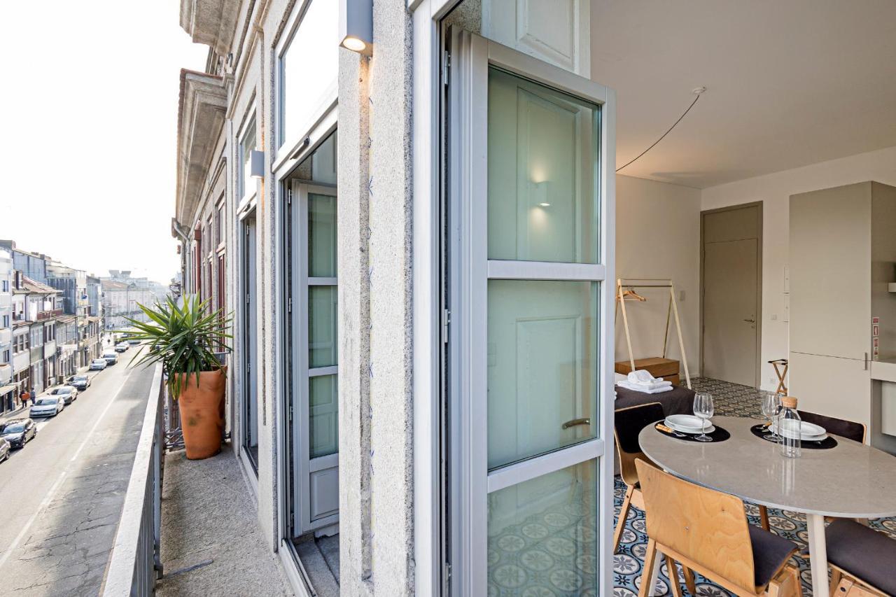 Palacio Fenizia - Bonfim 191 By Lovelystay Porto Exterior photo